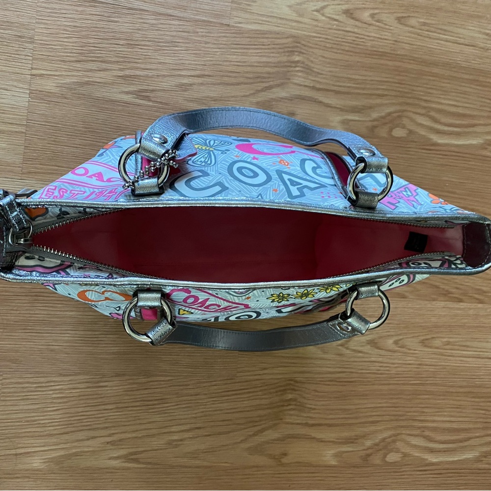 Coach purse. - Picture 3 of 3
